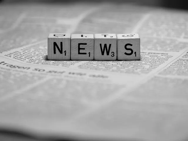 news, block, tiles, newspaper, press, info, information, read, article, message, black-and-white, monochrome. Desk case: explaining an interest-rate decision