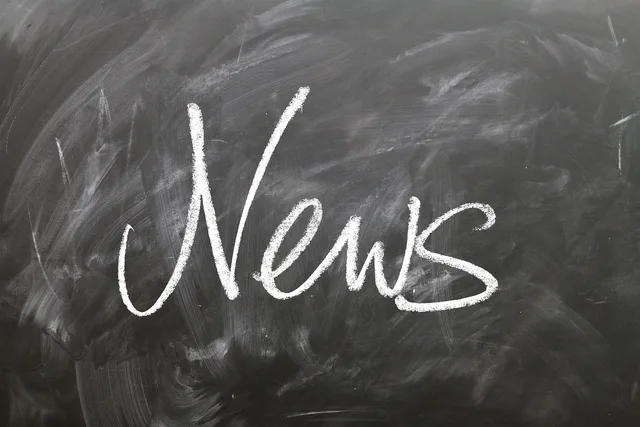 board, currently, current, news, message, breaking news, blackboard, empty, slate, school, chalk, write, training, old, teaching, copy space, dirt, smeared, breaking news, breaking news, breaking news, breaking news, breaking news. How a live update desk keeps a breaking story straight